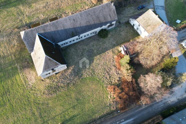 Locaux d'activité / Entrepôts en vente à Holzheim