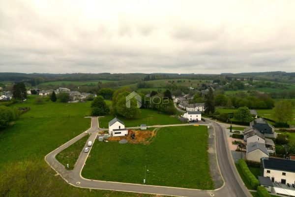 Terrain en vente à Léglise