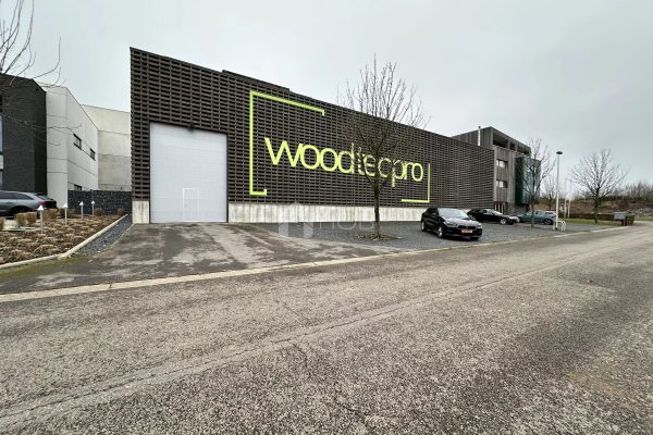 Locaux d'activité / Entrepôts en location à Gouvy